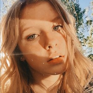 Meet your Posher, Mckayla